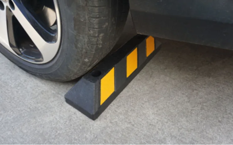 rubber wheel chocks manufacturer in Saudi Arabia rubber wheel chocks in Saudi Arabia